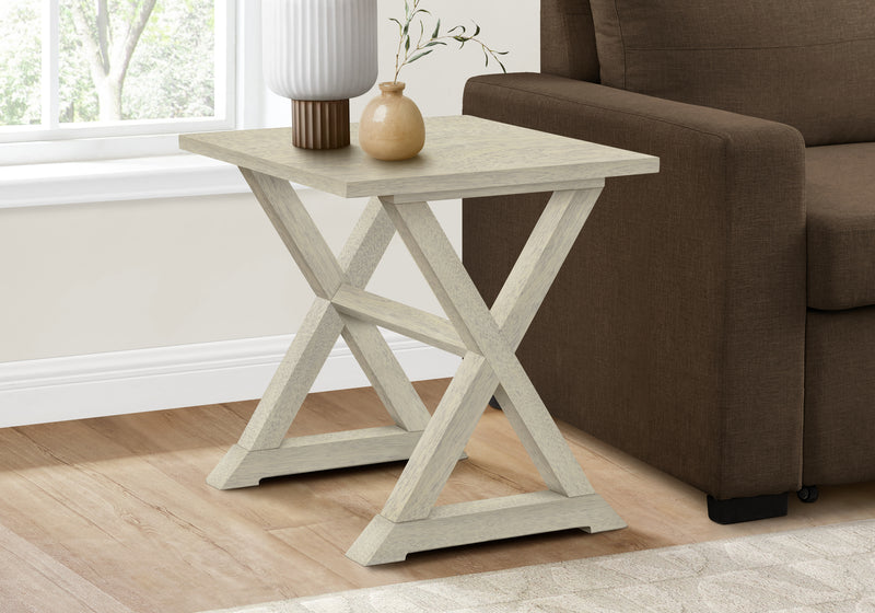 affordable-accent-table-I-3989-by-monarch-1