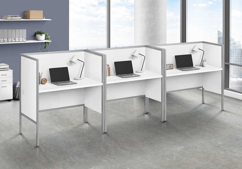 3_White_Office_Cubicle_Canada