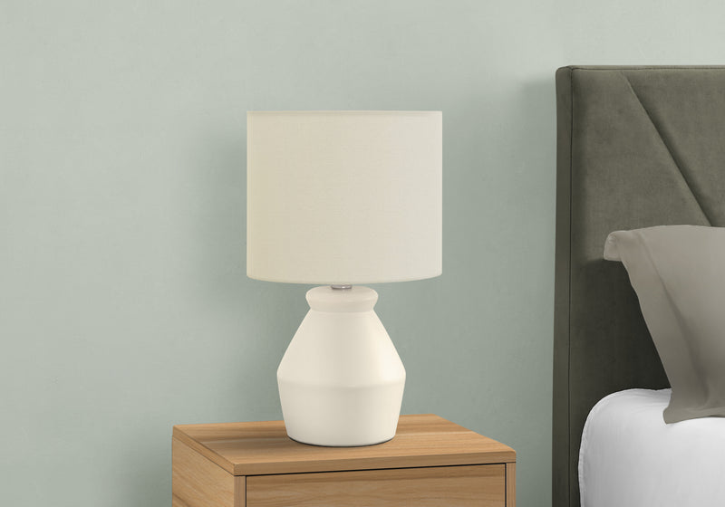 Affordable-Table-Lamp-I-9740-4756