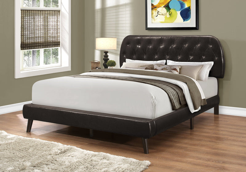 Bed - Queen Size / Brown Leather-Look With Wood Legs - I 5982Q